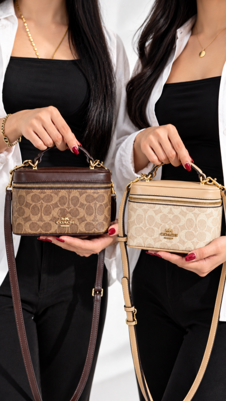 شنطة - Coach Makeup / شامل علبة الشركة